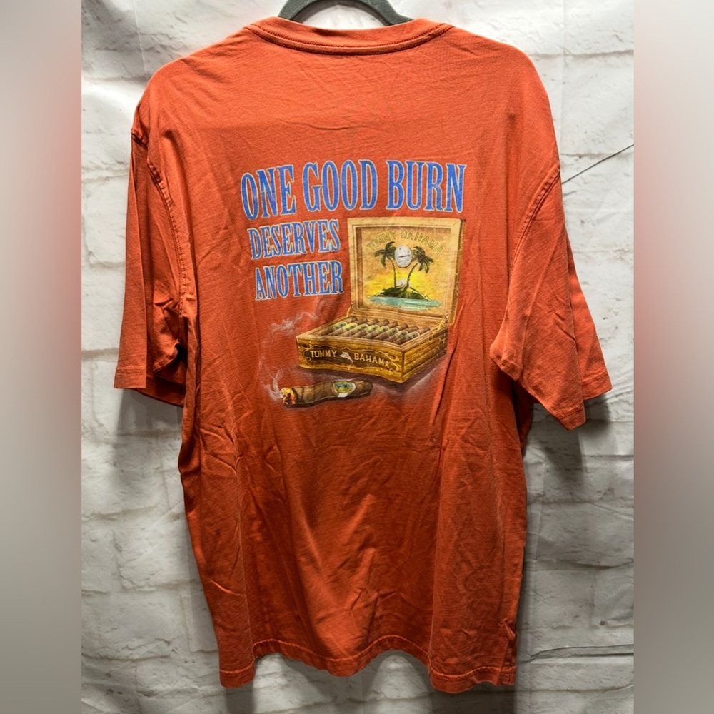 Tommy Bahama Relax tshirt orange mens size large‎